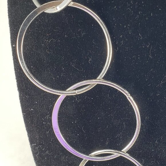 Gold-Tone Interlock Hoops Stylish Design Necklace - Women's Fashion Jewelry - Picture 8 of 8